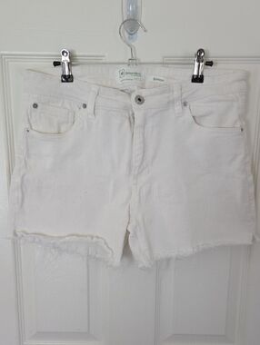 Celebrity Pink White Denim Frayed Hem Shorts